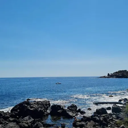 Fronte Mare Aci Trezza *